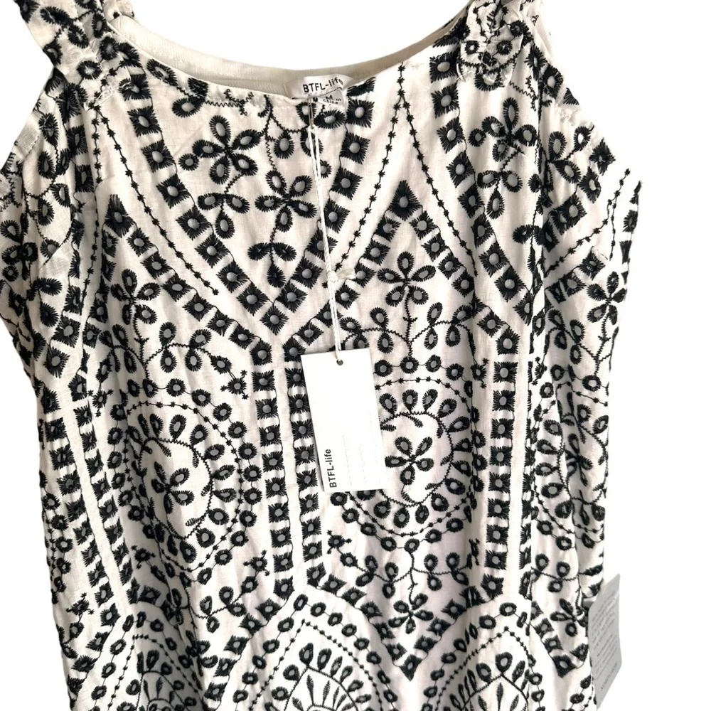 BTFL-LIFE Embroidered Eyelet 100% Cotton Aline Midi Dress Size Medium NWT - Picture 4 of 8